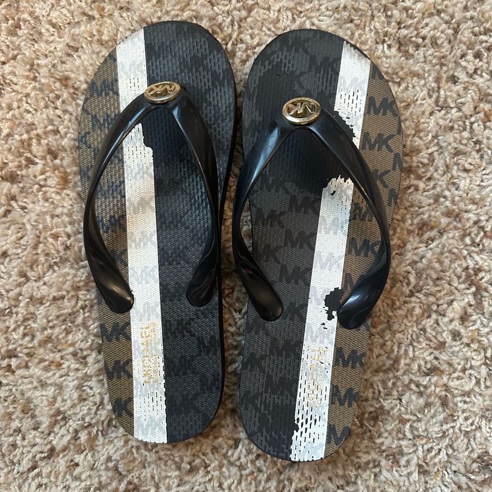MK Michael Kors flip flops